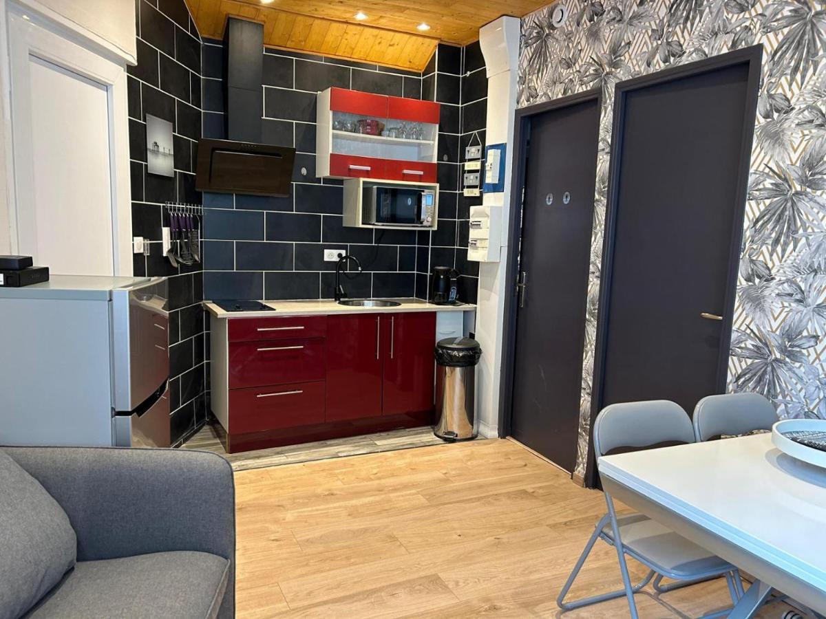 Appartement De Luxe En R/C Idealment Place En Hyper Centre Lourdes Exteriör bild