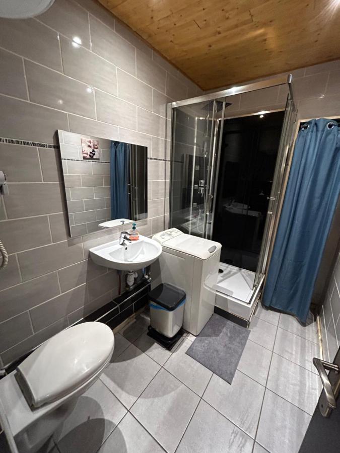 Appartement De Luxe En R/C Idealment Place En Hyper Centre Lourdes Exteriör bild